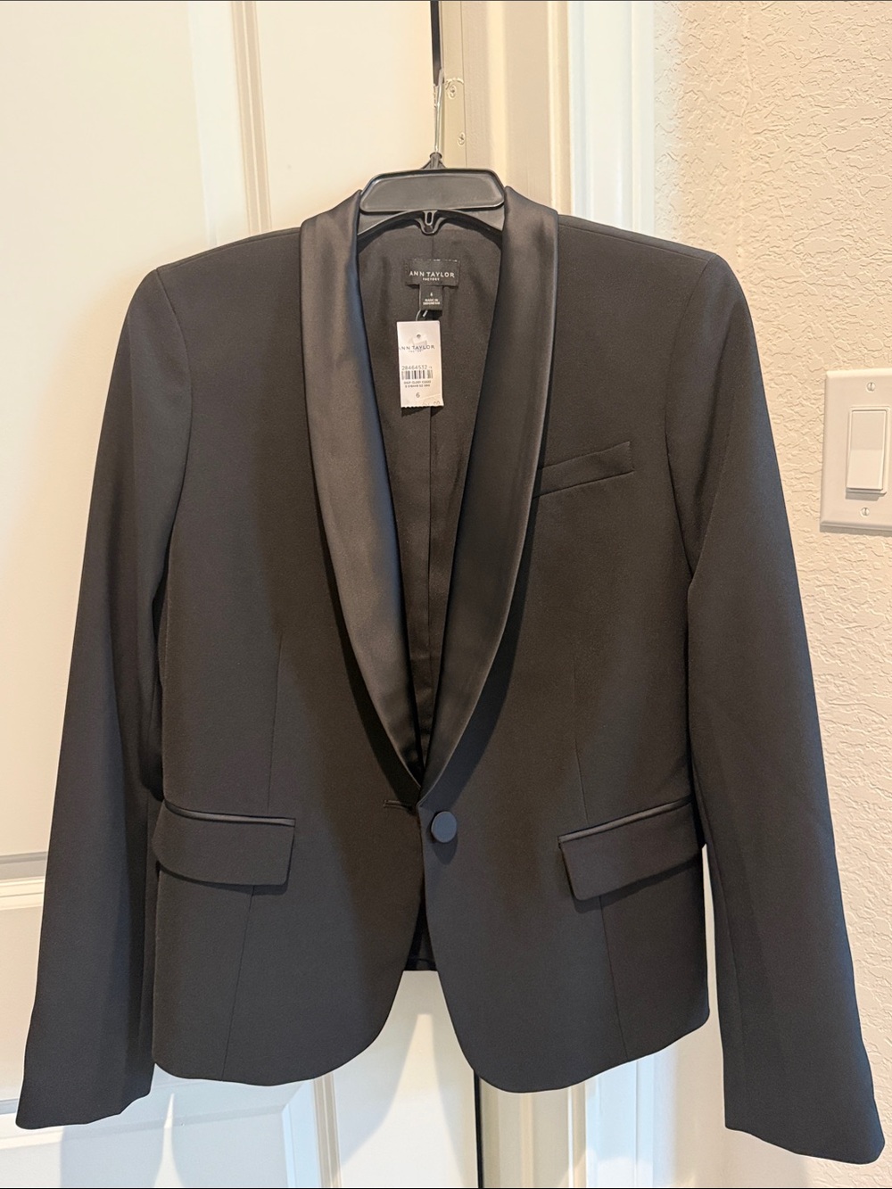 Ann Taylor Black Satin Lapel Blazer - Single Button